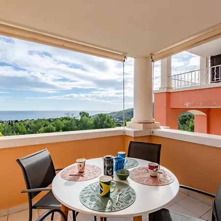 Résidence Le Hameau De Cap Esterel - Maeva - 2 Pièces 5 Personnes - Sélection Mae-0051 Appartement